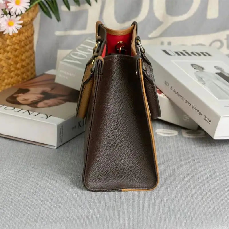 Artistic Retro Cowhide Tote - Women's Premium Leather Handbag with Large Capacity