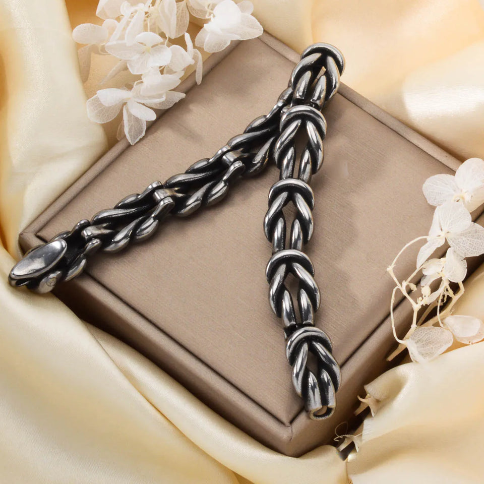 Gothic Punk Skull Bracelet - Trendy Stainless-Steel Bangle